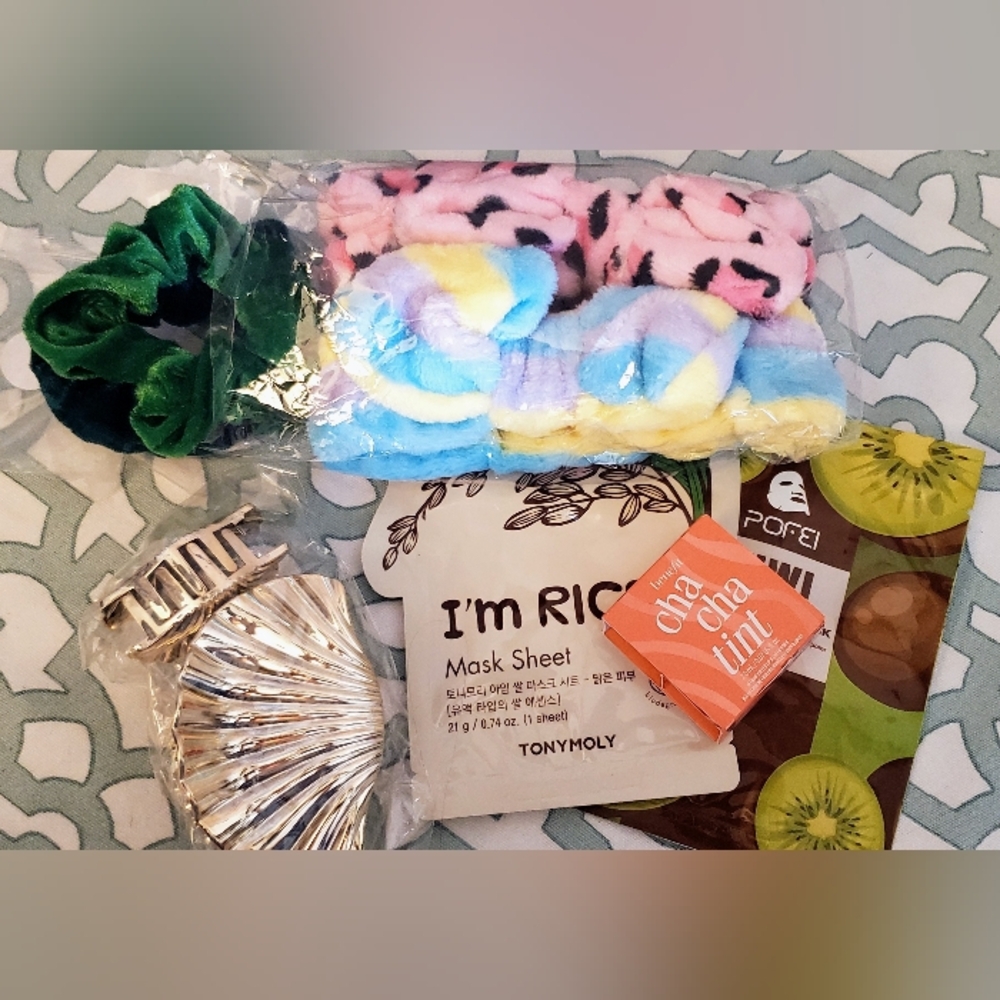 Beauty Bundle Plush Pastel & Pink Leopard Headband Set +